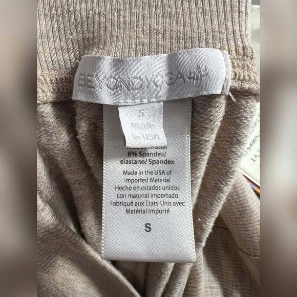 Beyond Yoga Midi Jogger Size S $110 - Picture 2 of 4